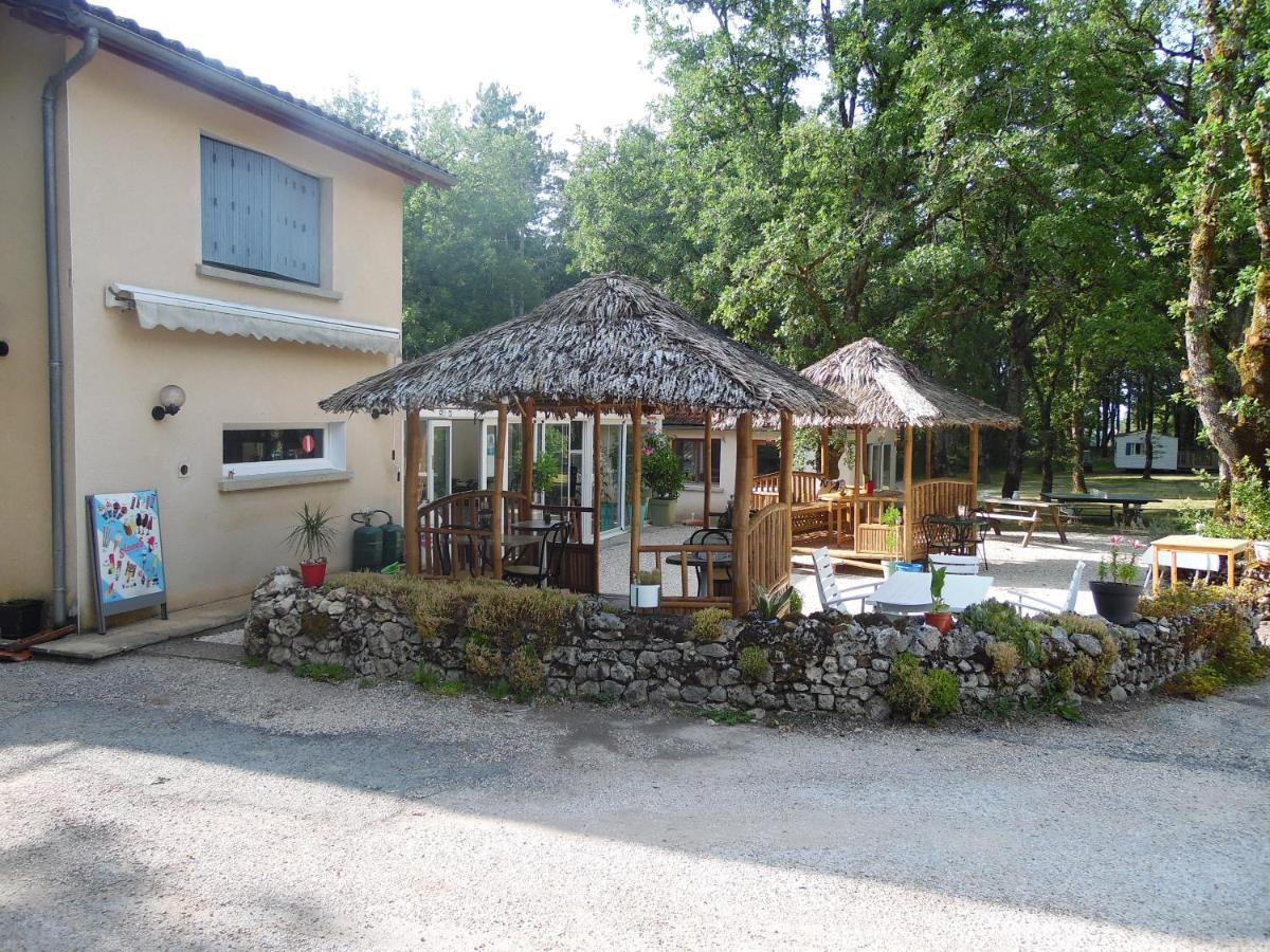 Camping Les Paillotes Payrac ภายนอก รูปภาพ