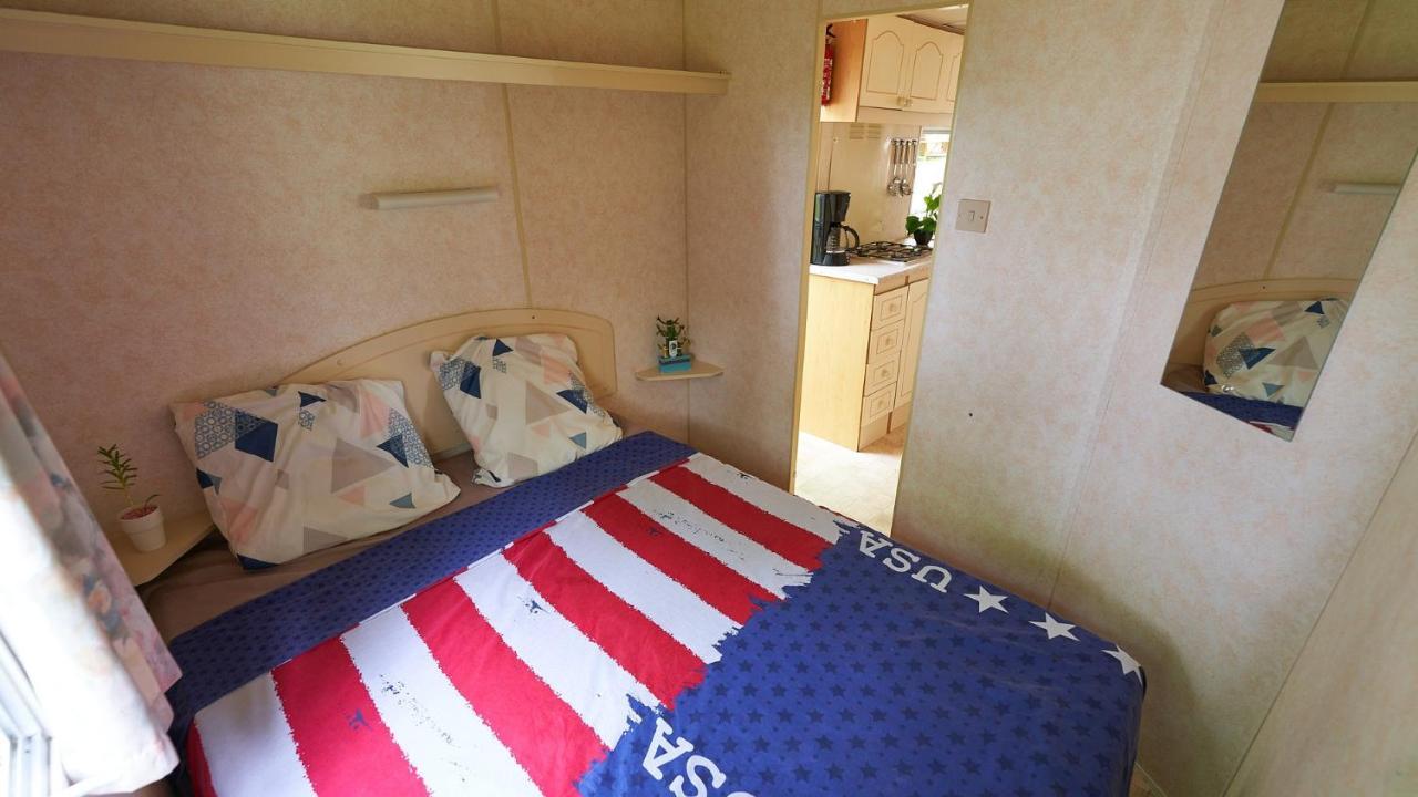 Camping Les Paillotes Payrac ภายนอก รูปภาพ