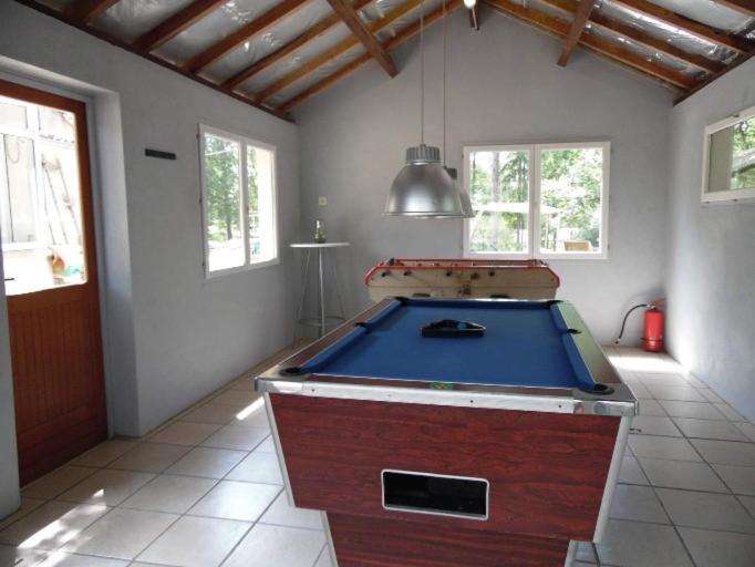Camping Les Paillotes Payrac ภายนอก รูปภาพ